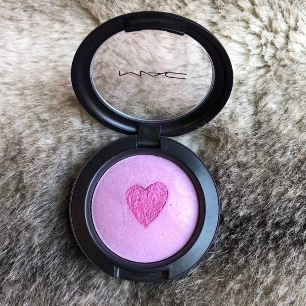 Ltd Edition MAC Cosmetics Blush.